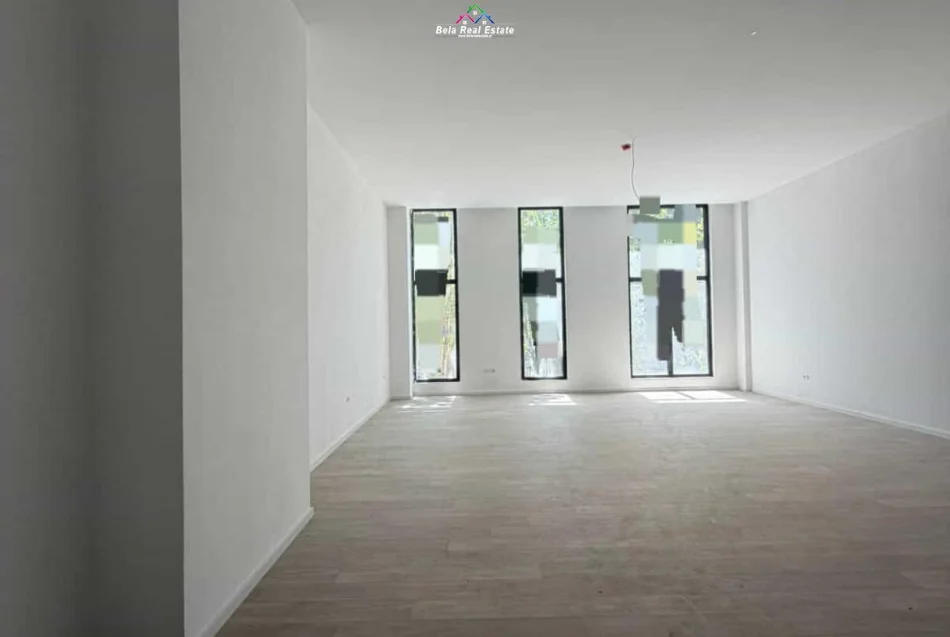 Tirane, jepet me qera zyre Kati 2, 80 m² 1.380 € (Rruga e Kavajes)