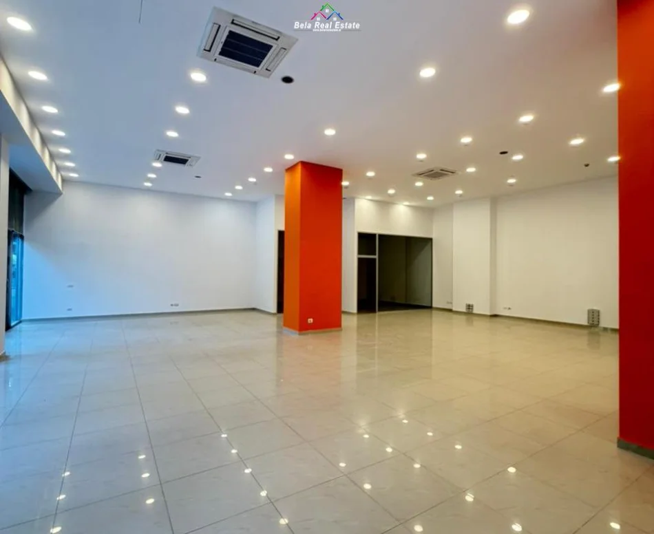 Tirane, jepet me qera dyqan Kati 0, 230 m² 6.000 € (Bulevardi Gjergj Fishta)