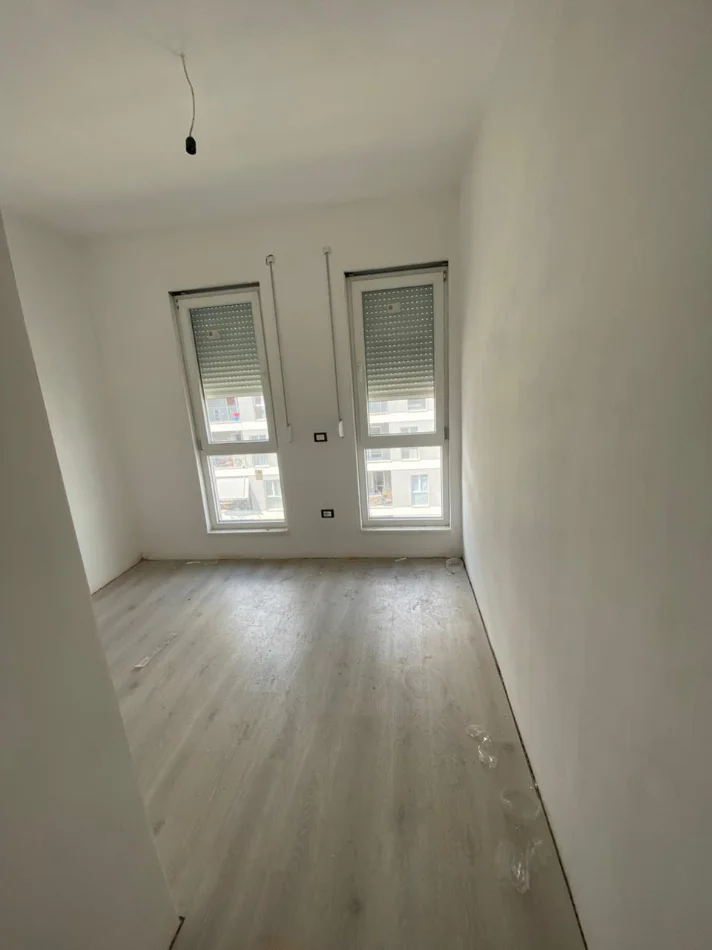 Tirane, shitet apartament 2+1+Aneks+Ballkon Kati 6, 86 m² 112.000 € (Univers City)