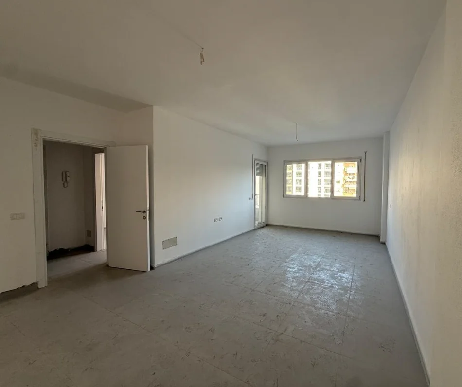 Tirane, jepet me qera apartament 1+1 , 73 m² 205.371 € 