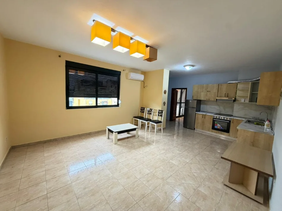 Tirane, jepet me qera apartament 2+1 Kati 7, 90 m² 580 € (Bulevardi Zhan Dark)