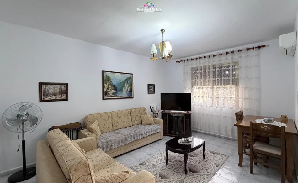 Tirane, jepet me qera apartament 1+1 Kati 2, 60 m² 390 € (Rruga Hodo Beg)