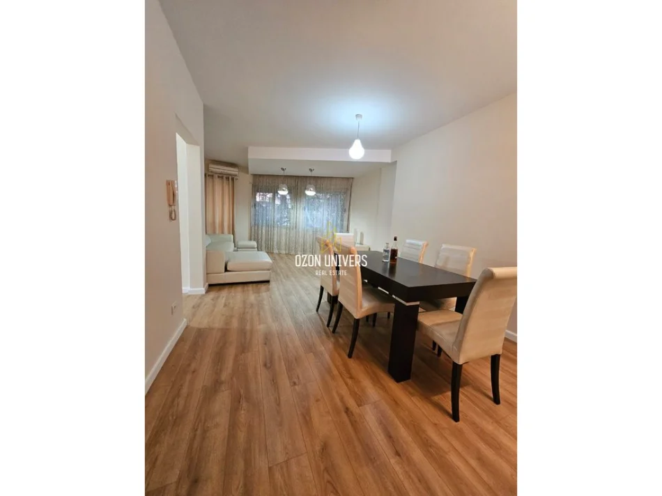 Tirane, shitet apartament 2+1+Ballkon Kati 3, 98 m² 234.000 € (Rruga Mine Peza)