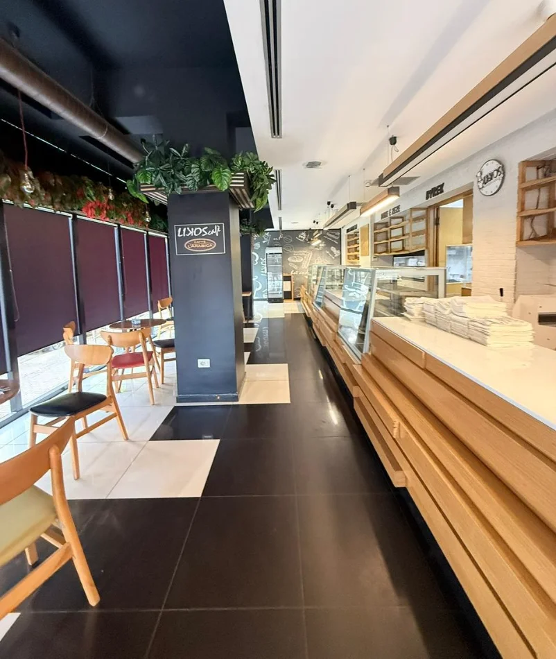 Tirane, shitet ambjent biznesi , 222 m² 777.350 € 