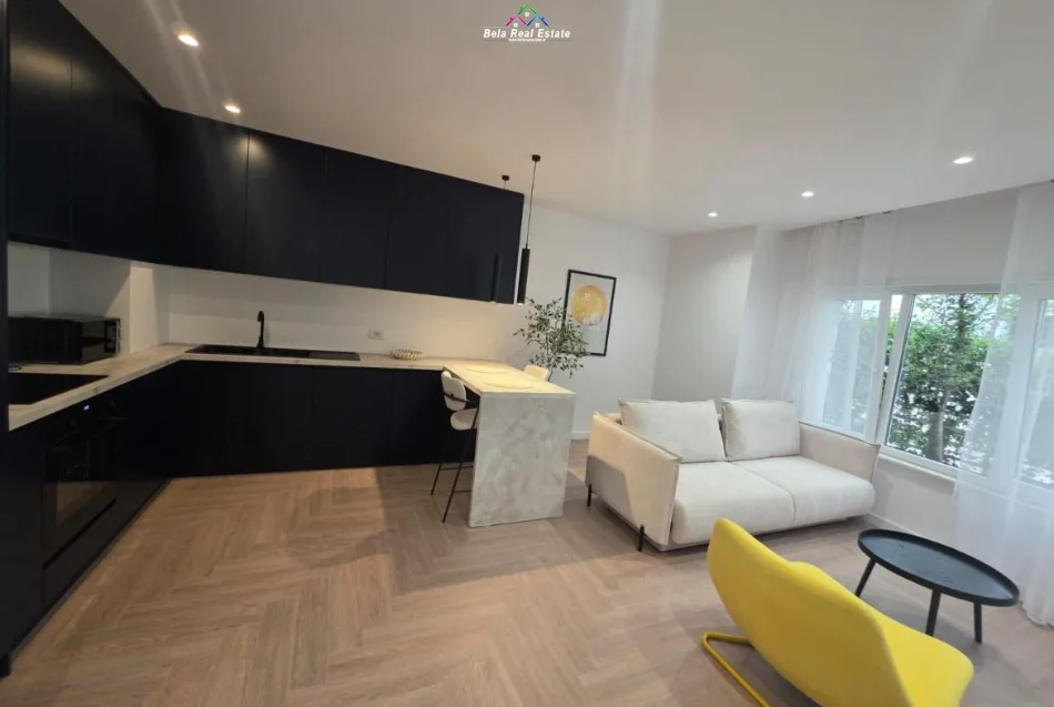 Tirane, jepet me qera apartament 1+1 Kati 1, 75 m² 840 € (Rruga Kodra e Diellit)
