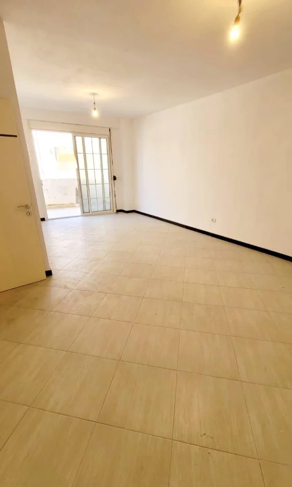 Kavaje, shitet apartament 3+1+Aneks+Ballkon Kati 3, 115 m² 80.000 € (Kavaje)
