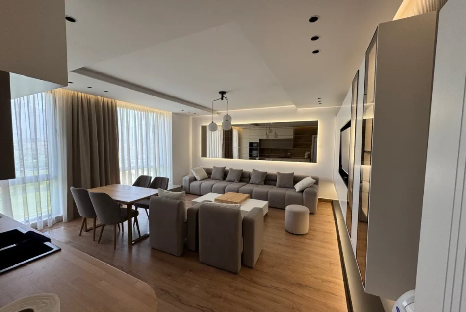 Tirane, jepet me qera apartament 1+1 Kati 6, 76 m² 700 € (Rruga Filip Jano)