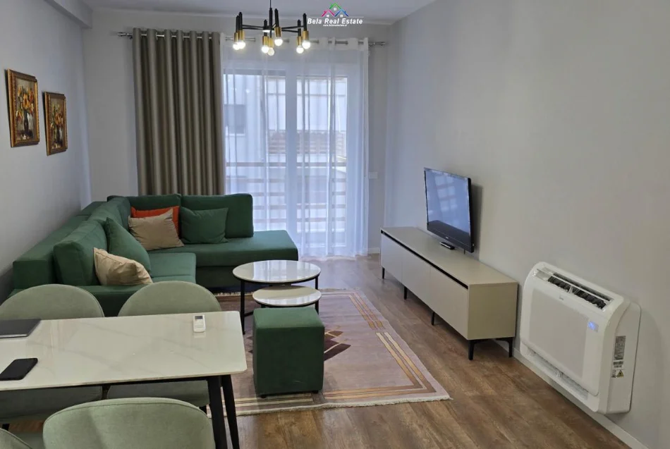 Tirane, jepet me qera apartament 1+1+Ballkon Kati 6, 80 m² 680 € (Kompleksi E-88)