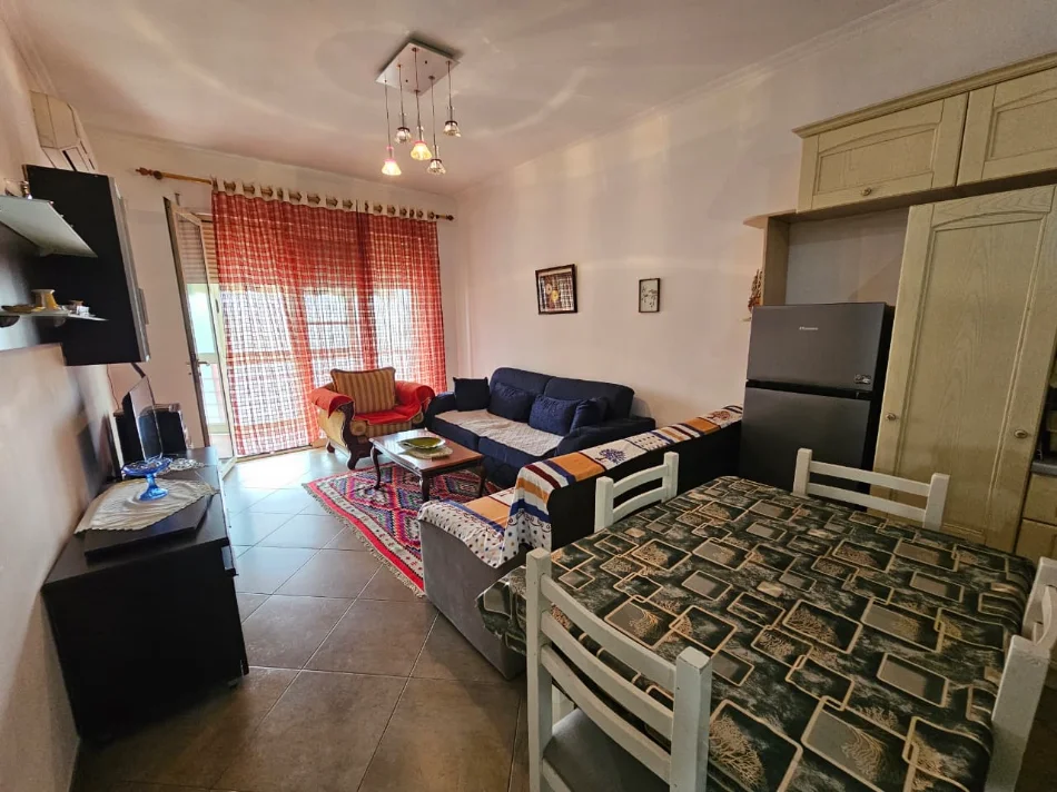 Shqiperi, jepet me qera apartament 2+1+Ballkon Kati 2, 110 m² 650 € (Vizion Plus)
