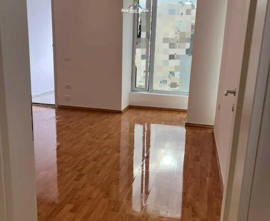 Tirane, jepet me qera zyre Kati 6, 190 m² 2.000 € (Rruga e elbasanit)