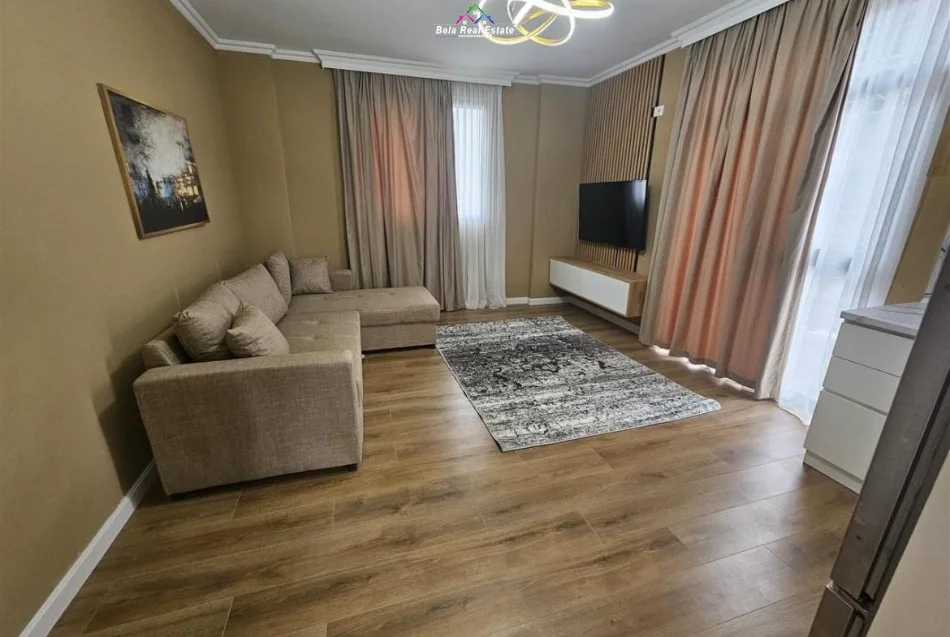 Tirane, jepet me qera apartament 2+1 Kati 3, 90 m² 570 € (Rruga e dibres)