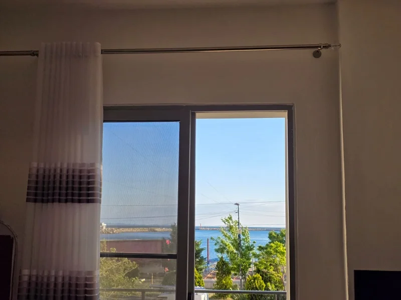 Shitet Apartament me pamje deti në Shëngjin