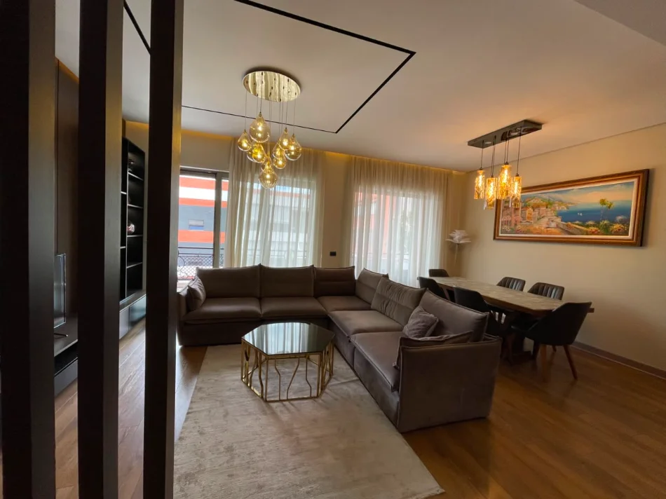 Tirane, shitet apartament 2+1 , 140 m² (Kompleksi Delijorgji)