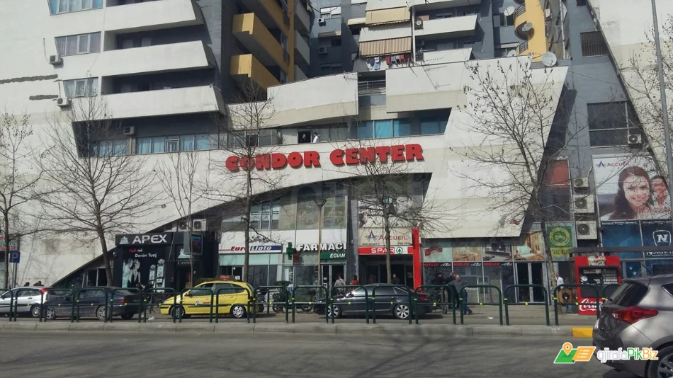 Tirane, jepet me qera dyqan Kati 2, 26 m² 500 € (Condor Center, Rruga e Kavajës)