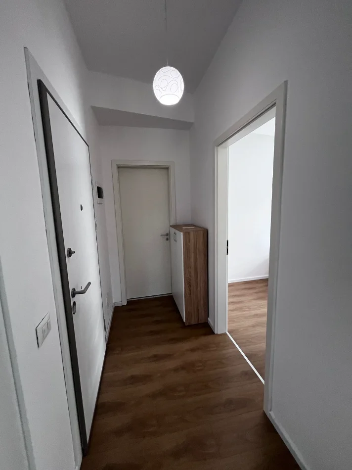 Tirane, shitet apartament 2+1+Ballkon Kati 7, 74 m² 134.000 € (Kompleksi Kaimi)
