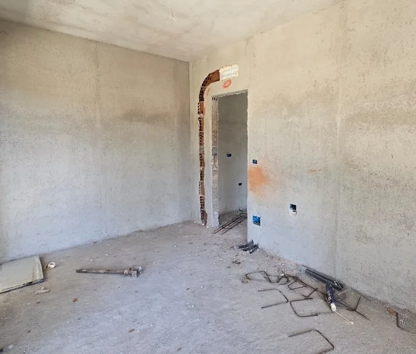 Tirane, shitet apartament 1+1+Ballkon , 65 m² 93.525 € 