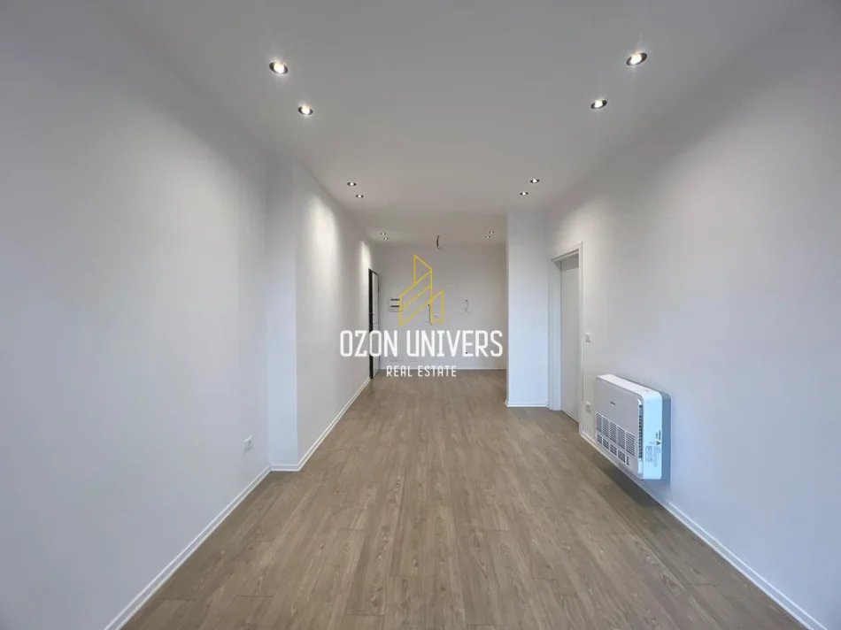 Tirane, jepet me qera apartament 1+1+Ballkon Kati 4, 77 m² 650 € (Garden Building, Rruga e Kavajës)