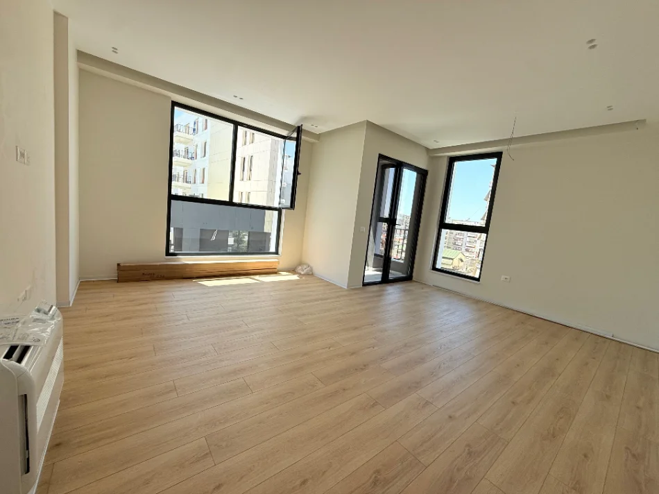 Tirane, shitet apartament 2+1 , 104 m² 250.000 € 