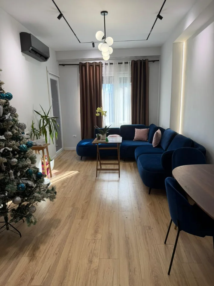 Tirane, shitet apartament 2+1 , 87 m² 220.000 € 