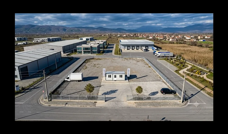 Tirane, jepet me qera ambjent biznesi Kati 0, 400 m² 1.000 € 