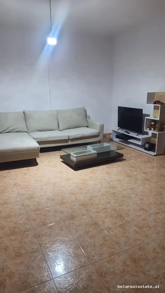 Tirane, jepet me qera apartament 2+1 Kati 9, 100 m² 590 € (rruga Dritan Hoxha)