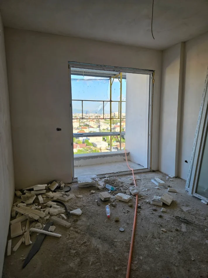 Tirane, shitet apartament 2+1 , 96 m² 116.280 € (Univers City)