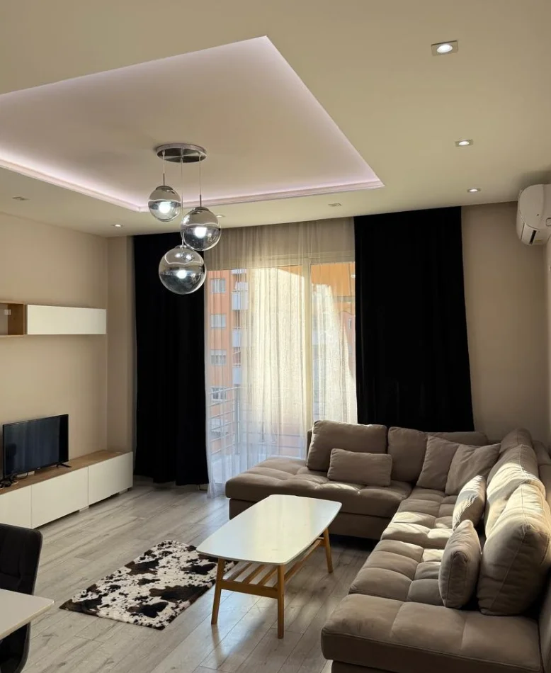 Tirane, shitet apartament 2+1 , 97 m² 165.000 € 