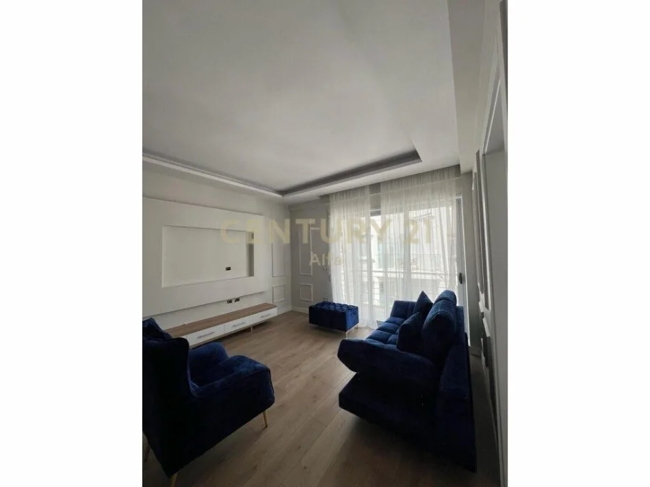 Vlore, shes apartament 2+1 Kati 7, 122 m² 300.000 € (Lungomare)