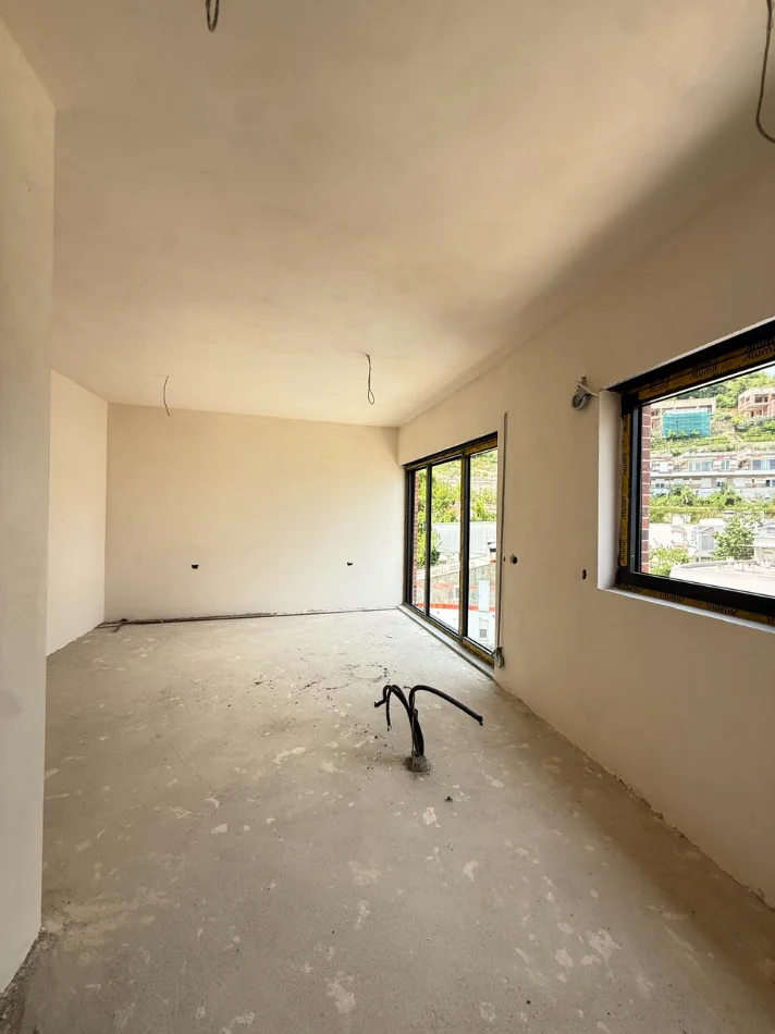 Tirane, shitet apartament duplex 3+1 , 159 m² 365.650 € (KODRA E DIELLIT 2)