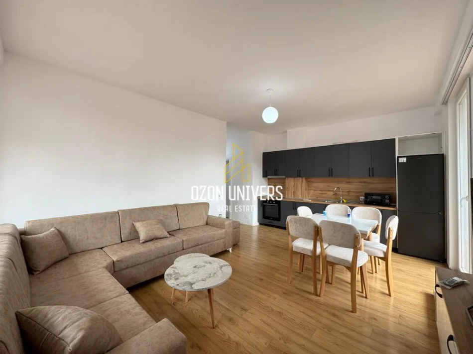 Tirane, jepet me qera apartament 2+1+Ballkon Kati 3, 92 m² 600 € (Pranë Vilës L, Astir)