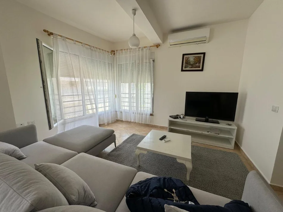 Tirane, jepet me qera apartament 2+1 Kati 2, 96 m² 600 € (Kodra e Diellit 1)