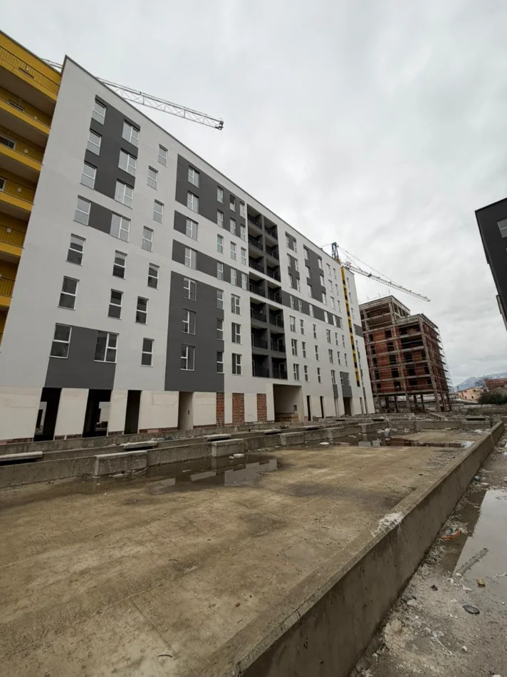 Tirane, shitet apartament 2+1 , 87 m² 126.600 € 