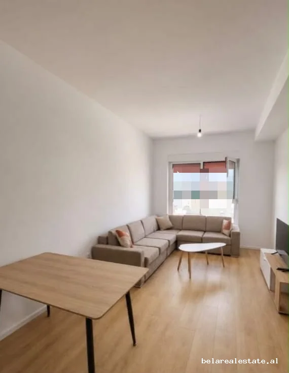 Tirane, jepet me qera apartament 1+1+Ballkon Kati 9, 75 m² 540 € (Ali Dem)
