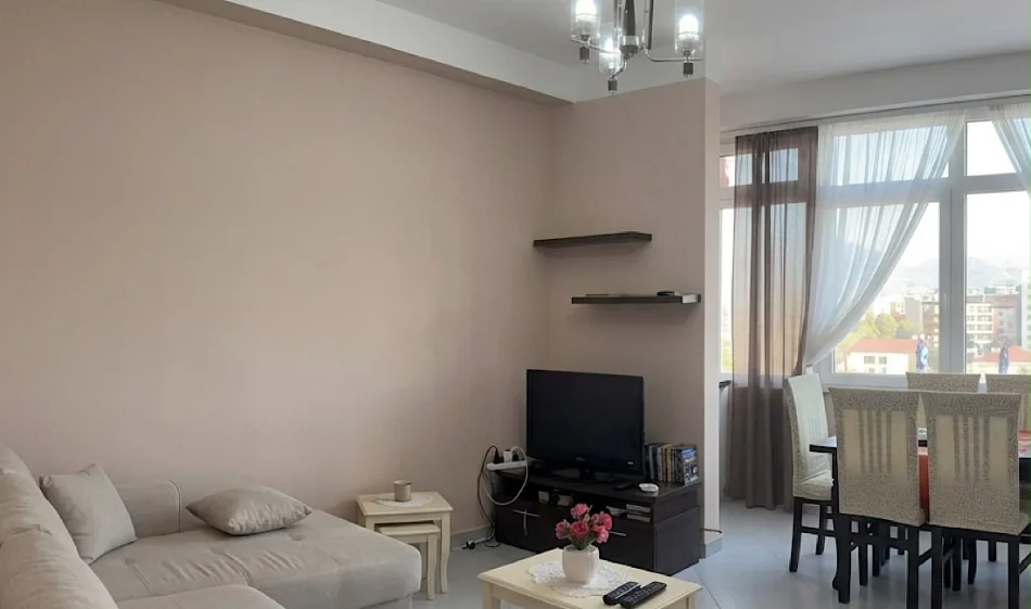 Tirane, jepet me qera apartament 1+1 Kati 6, 56 m² 600 € 