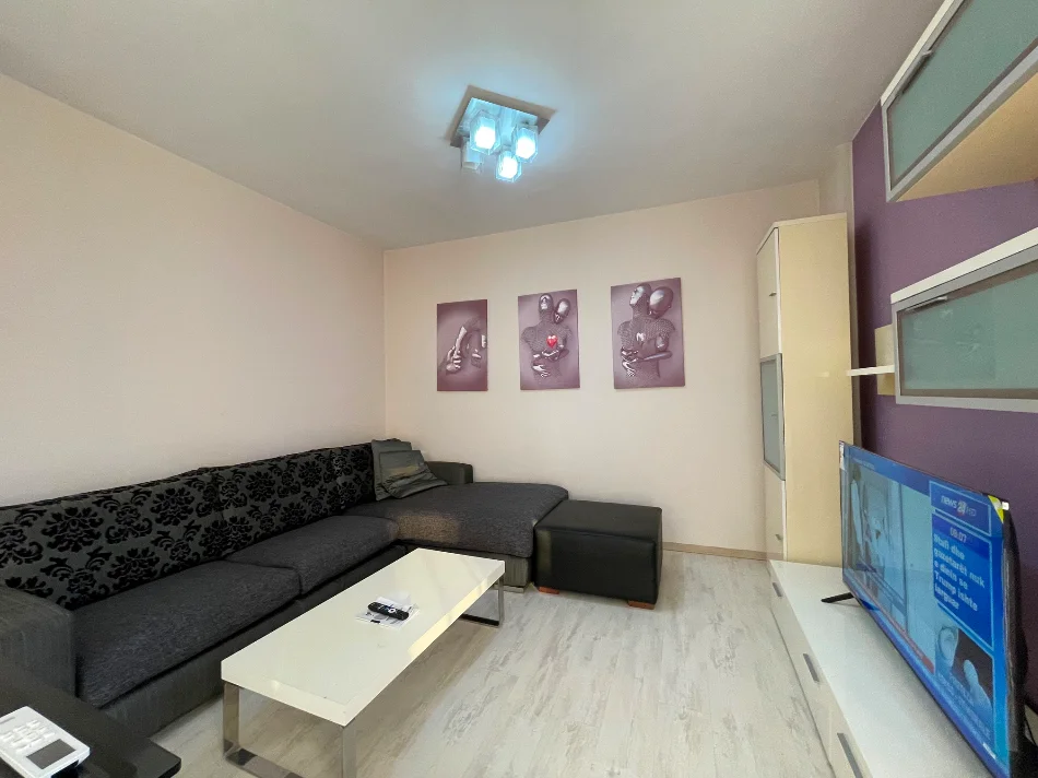 jepet me qera apartament Kati 8, 68 m² 550 € (Brryli)