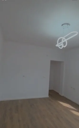 Tirane, shitet apartament 1+1 , 41 m² 122.000 € 