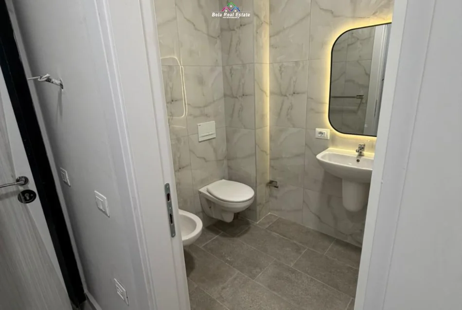 Tirane, jepet me qera garsonier Kati 2, 40 m² 430 € (dritan hoxha)