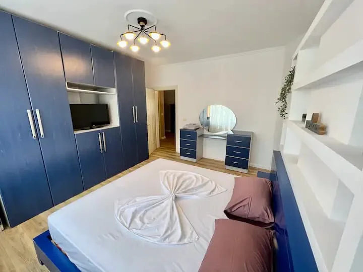 Tirane, shitet apartament 2+1 , 97 m² 1000 €
