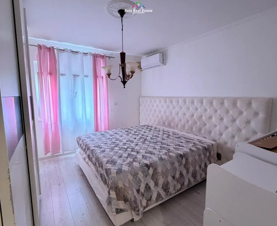 Tirane, shes apartament 3+1 Kati 2, 120 m² 363.000 € (medar shtylla)