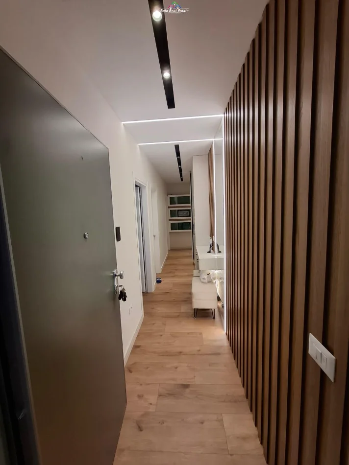 Tirane, jepet me qera apartament 2+1 Kati 2, 120 m² 910 € (Kompleksi Erli, Porcelan)