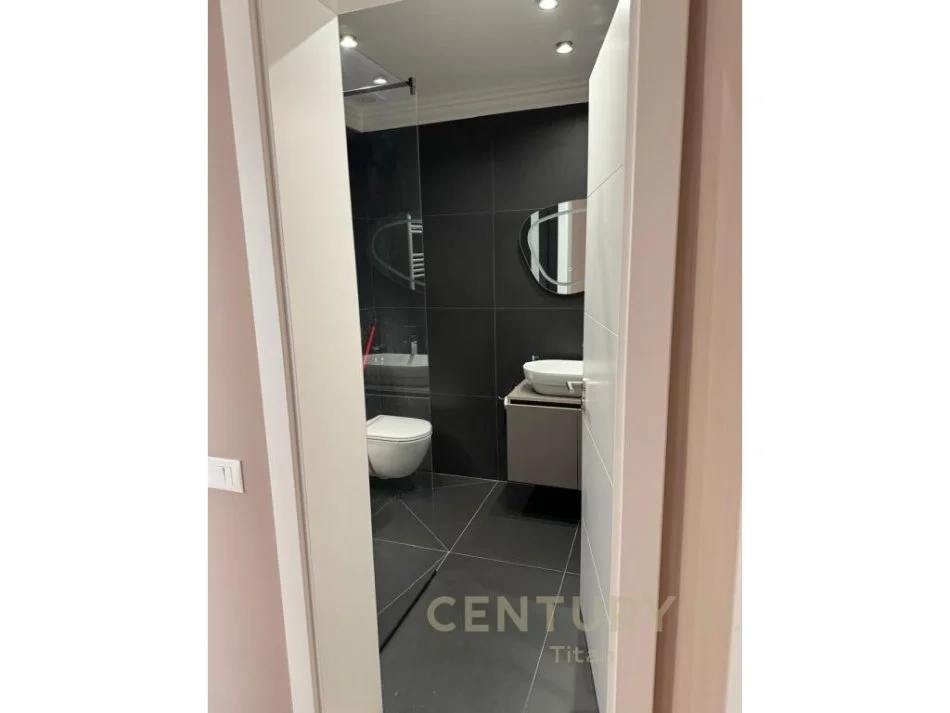 Tirane, shitet apartament 2+1 Kati 5, 126 m² 153.000 € (terminali veriut)