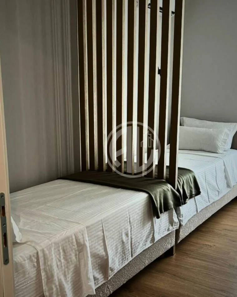 Durres, jepet me qera 2+1+Ballkon Kati 3,