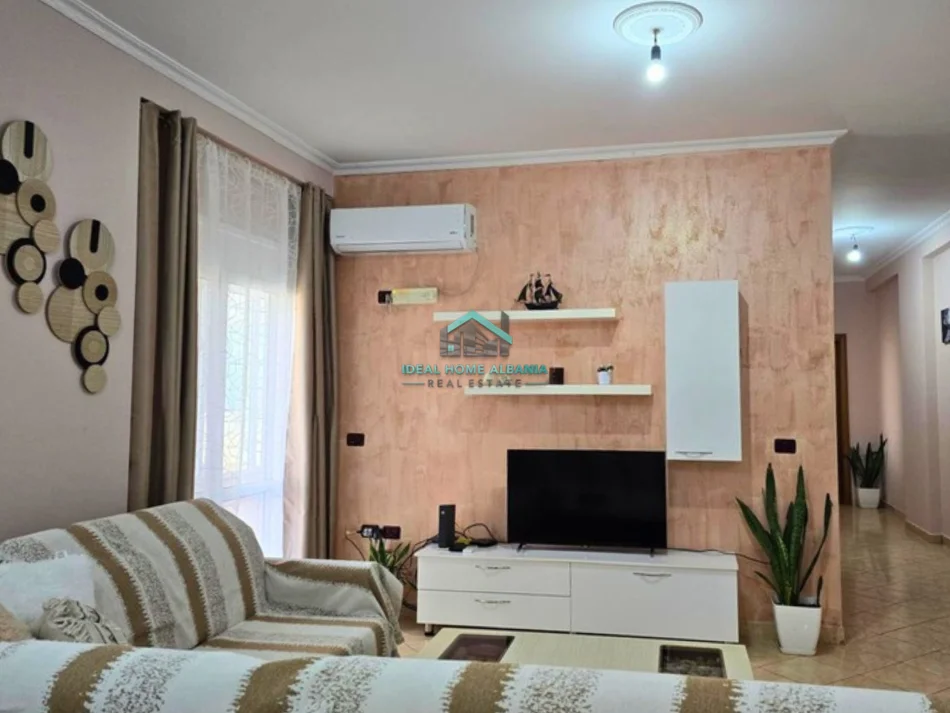 Vlore, shitet apartament 2+1+Ballkon Kati 2, 117 m² 198.900 € (VLORE)