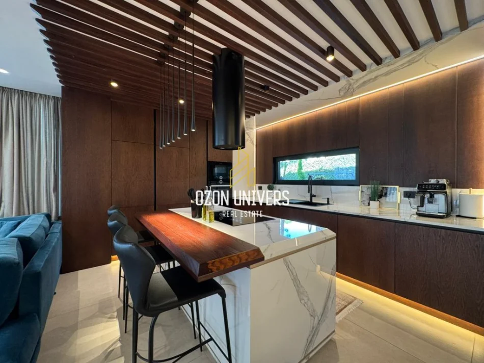 Durres, shitet Vile 2 Katshe Kati 2, 178 m² 990.000 € (San Pietro Residence, Gjiri i Lalzit!)