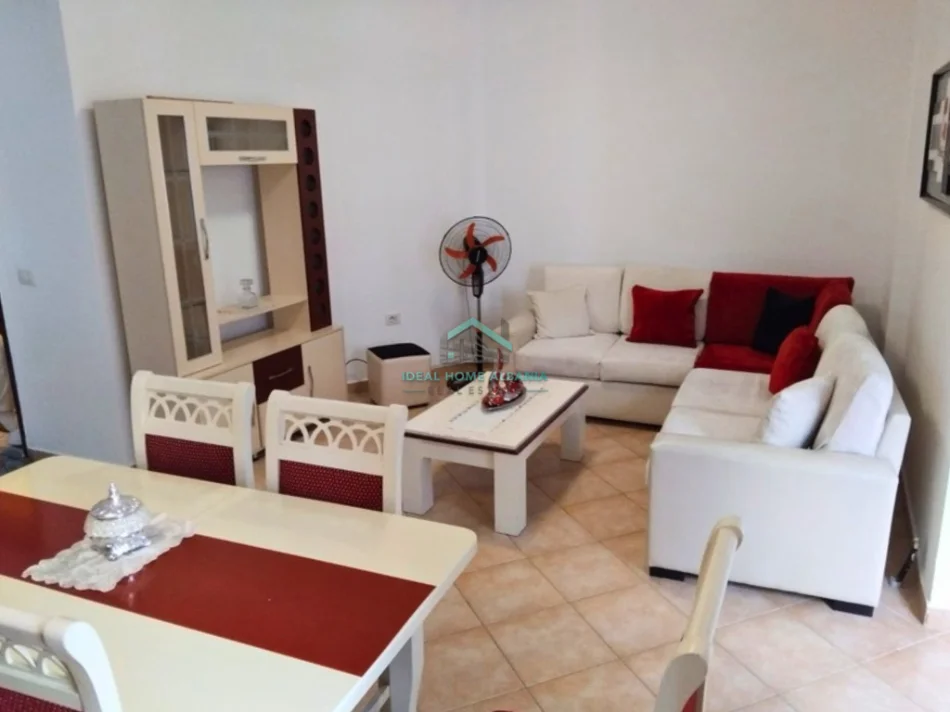 Vlore, shitet apartament 3+1+Ballkon Kati 4, 125 m² 250.000 € (Lungomare, vlore)