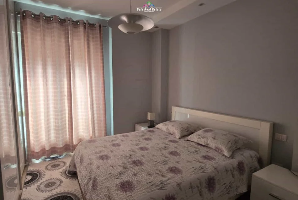 Tirane, jepet me qera apartament 2+1 Kati 4, 90 m² 620 € (Kompleksi Magnet)