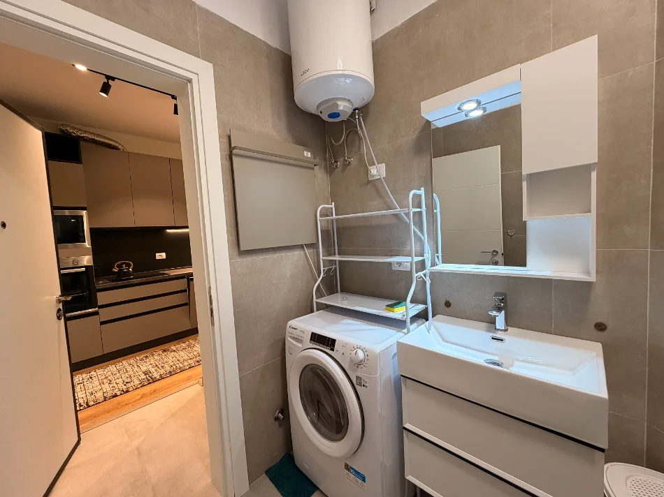Tirane, jepet me qera apartament 1+1+Aneks+Ballkon Kati 0, 100 m² 750 € 
