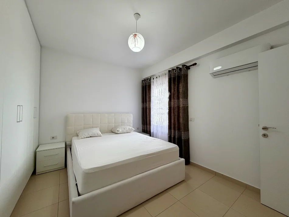 Tirane, jepet me qera apartament 1+1+Aneks Kati 3, 78 m² 50'000 leke/muaj (Rezidenca Kodra e Diellit)