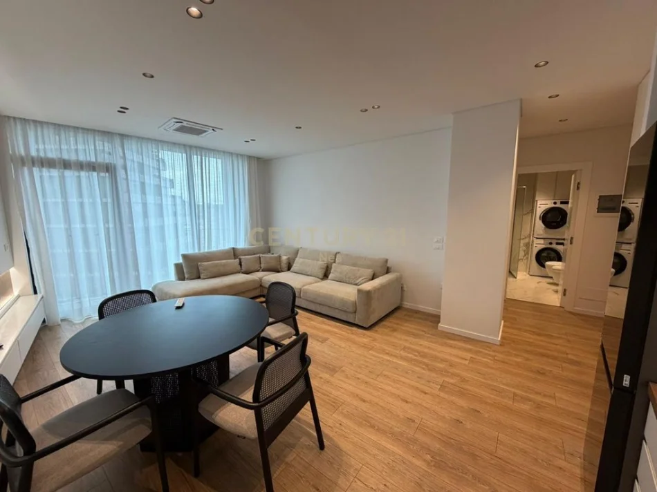 Tirane, shes apartament 1+1 Kati 6, 70 m² 345.000 € (Lake View Residence)