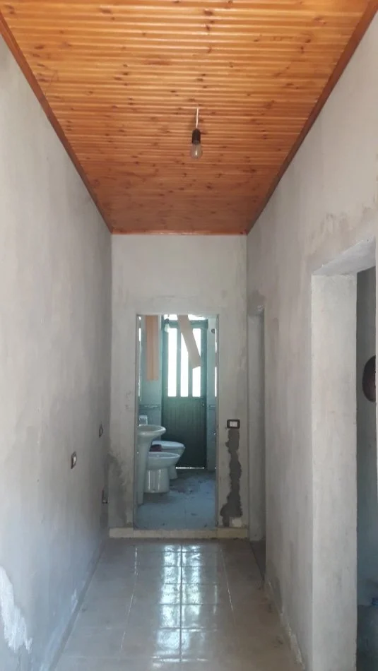 Kucove, shitet shtepi 1+1 Kati 0, 45 m² (Thimi Tane)